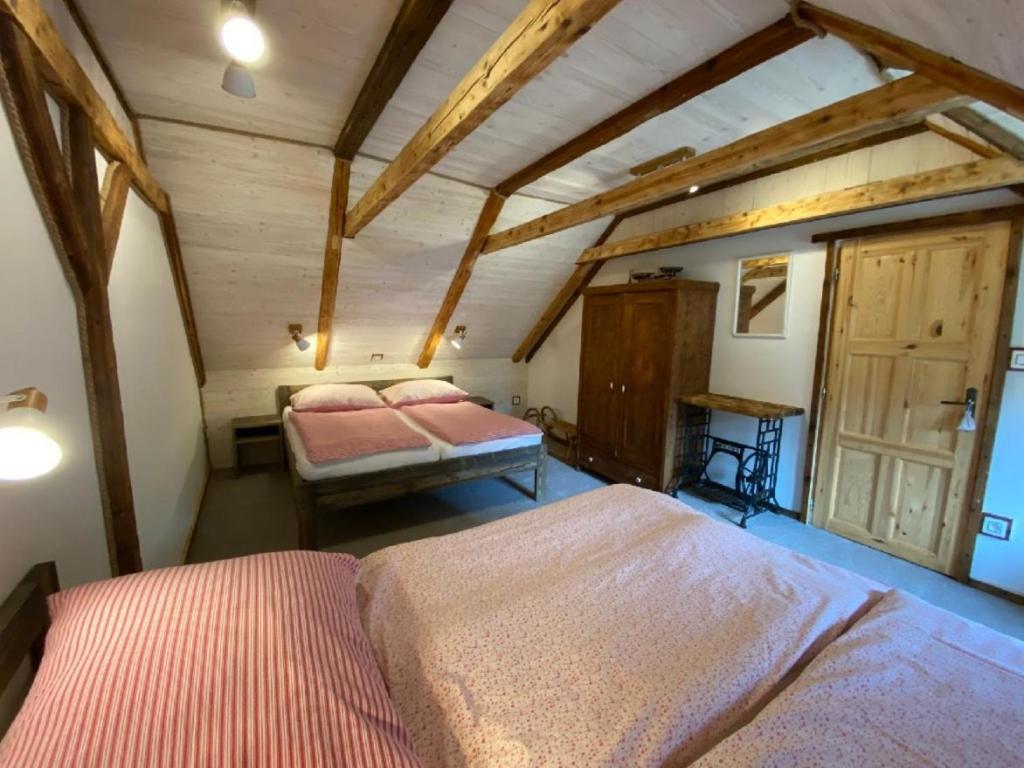Apartmany U Dostalu Bedrichov  Luaran gambar